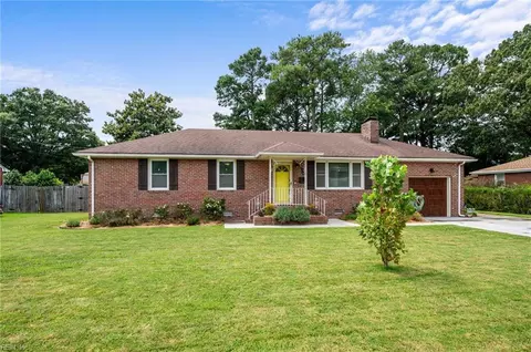 253 Amberly Rd, Virginia Beach, VA 23462