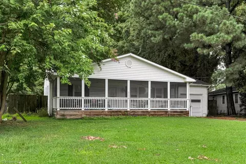 5902 Brinda Ct, Norfolk, VA 23502