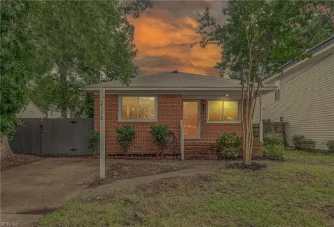2128 Lockard Ave, Chesapeake, VA 23320