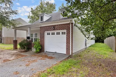141 Navajo Trl, Portsmouth, VA 23701