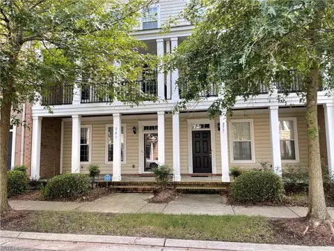 281 Feldspar St, Virginia Beach, VA 23462