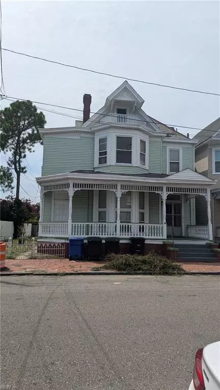 444 Dinwiddie St, Portsmouth, VA 23704
