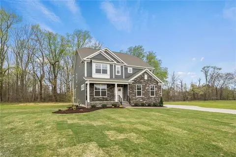4314 Edgewater Ln, Suffolk, VA 23435