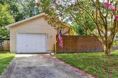 4413 Smokey Lake Dr, Virginia Beach, VA 23462
