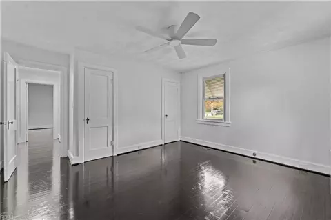 Bedroom - 1074 Norview Ave, Norfolk, VA 23513 photo 2 of 4