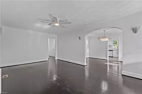 Living - 1074 Norview Ave, Norfolk, VA 23513 photo 1 of 3