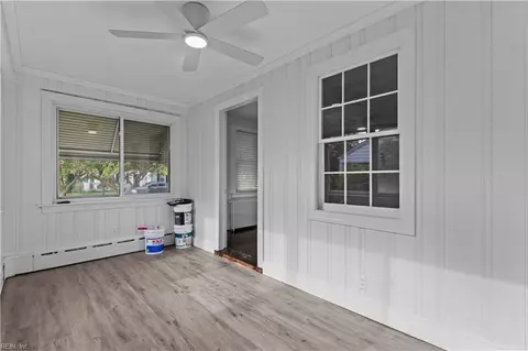 Entry Way - 1074 Norview Ave, Norfolk, VA 23513 photo 3 of 3