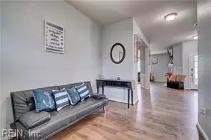 Entry Way - 366 Wisdom Path, Chesapeake, VA 23322 photo 2 of 17