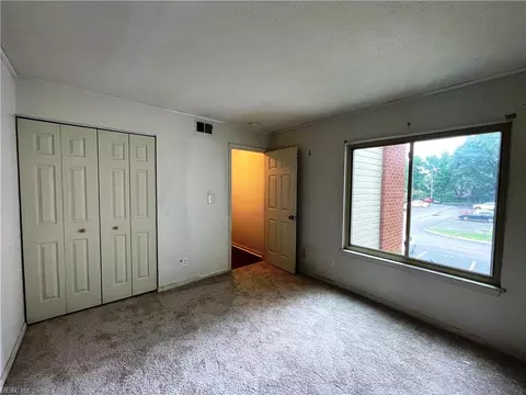 33 Haverford Ct #2, Hampton, VA 23666 photo 14