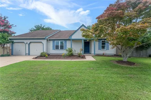 2141 Teasdale Dr, Virginia Beach, VA 23454