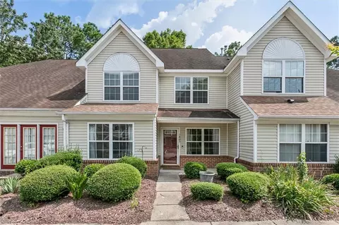 1403 Bridge Xing, Yorktown, VA 23692