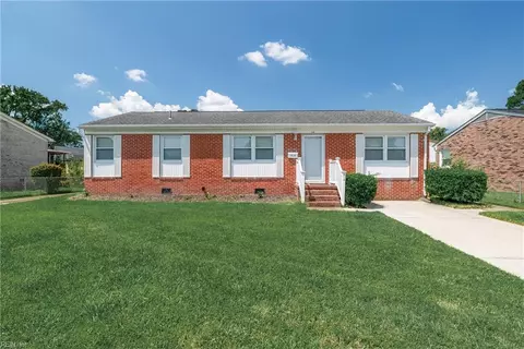 719 Milford Ave, Hampton, VA 23661