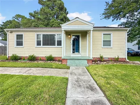 1309 Hodges Ferry Rd, Portsmouth, VA 23701