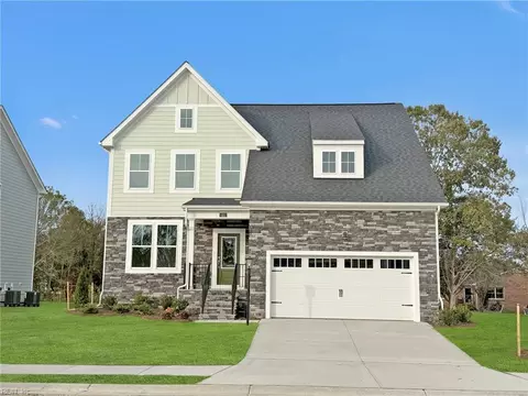 121 Robert Bruce Rd, Poquoson, VA 23662