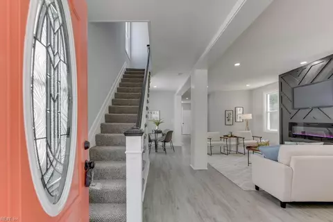 2011 Lansing Ave, Portsmouth, VA 23704