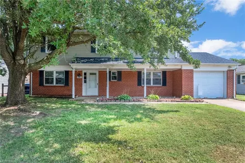 1409 Peartree Arch Arch, Virginia Beach, VA 23453