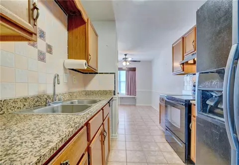 3475 Woodburne Dr, Virginia Beach, VA 23452