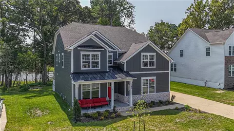 140 Royal Blackheath Cv, Smithfield, VA 23430