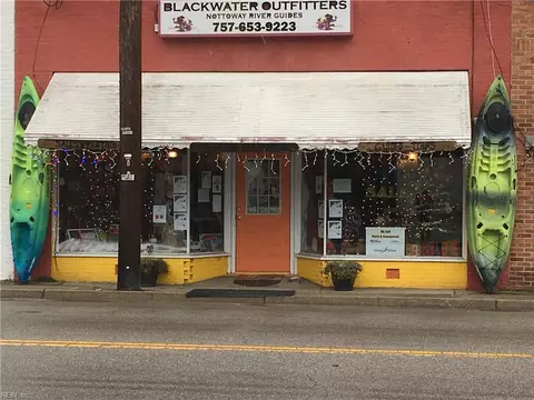 22225 Main St, Courtland, VA 23837