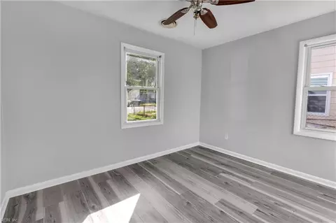 524 Shelton Rd, Hampton, VA 23663 photo 13