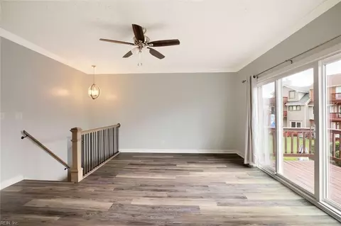 7 Mainsail Dr #1, Hampton, VA 23664 photo 9