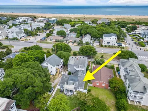 7708 Atlantic Ave #B, Virginia Beach, VA 23451