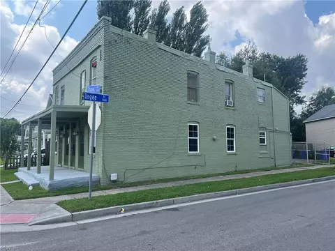 1457 Chapel St, Norfolk, VA 23504