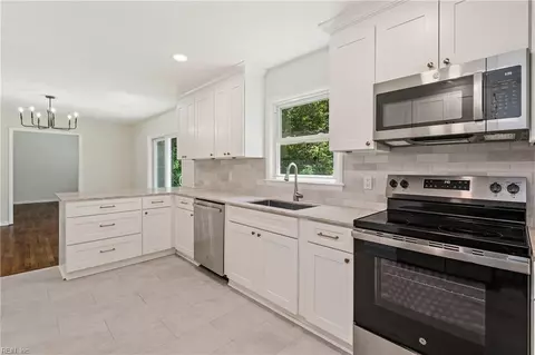 4029 Ahoy Dr, Chesapeake, VA 23321 photo 15