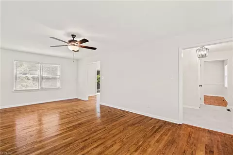 4029 Ahoy Dr, Chesapeake, VA 23321 photo 10