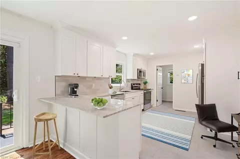4029 Ahoy Dr, Chesapeake, VA 23321 photo 13