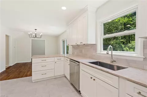 4029 Ahoy Dr, Chesapeake, VA 23321 photo 16