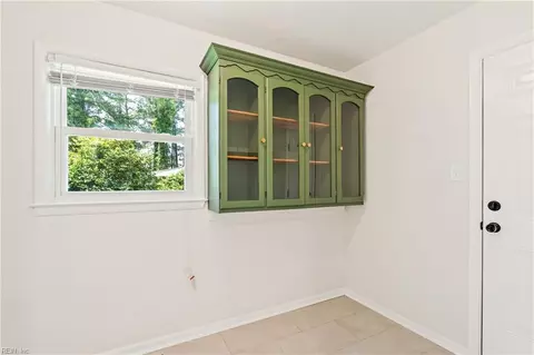 4029 Ahoy Dr, Chesapeake, VA 23321 photo 19