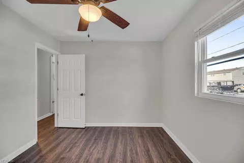 Bedroom - 1810 Darville Dr, Hampton, VA 23663 photo 1 of 1
