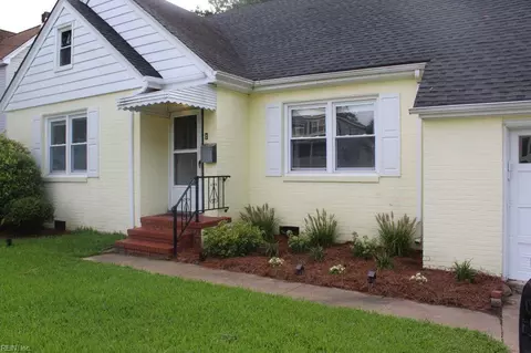 21 Myrtle St, Hampton, VA 23669