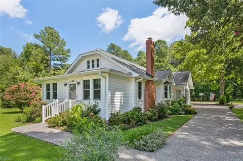 256 Wythe Creek Rd, Poquoson, VA 23662