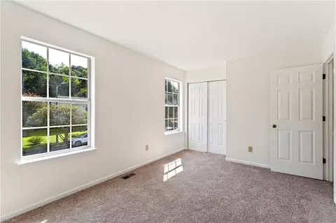 Bedroom - 1104 Cherrytree Ln, Chesapeake, VA 23320 photo 3 of 6