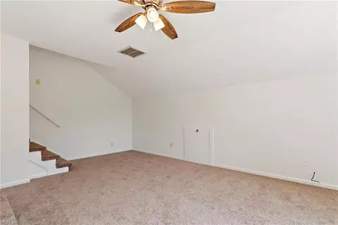 Living - 1104 Cherrytree Ln, Chesapeake, VA 23320 photo 5 of 5