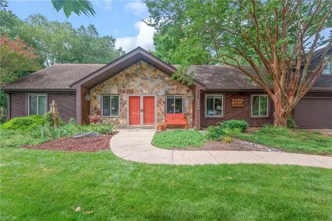 2430 Blue Castle Ct, Virginia Beach, VA 23454