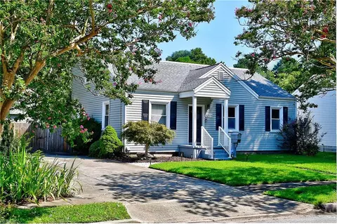 1208 Evelyn St, Norfolk, VA 23518