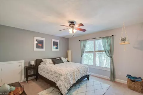 Bedroom - 709 Elderberry Ct, Chesapeake, VA 23320 photo 2 of 6