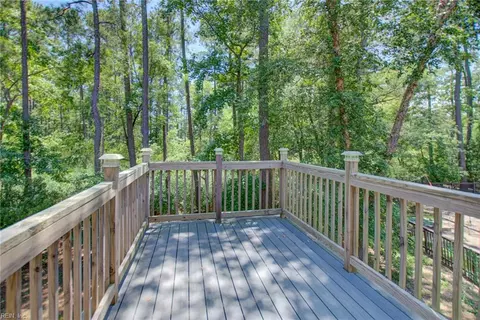Exterior - 709 Elderberry Ct, Chesapeake, VA 23320 photo 3 of 9