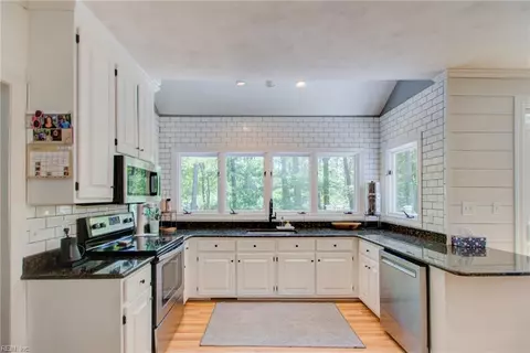 Kitchen - 709 Elderberry Ct, Chesapeake, VA 23320 photo 1 of 6