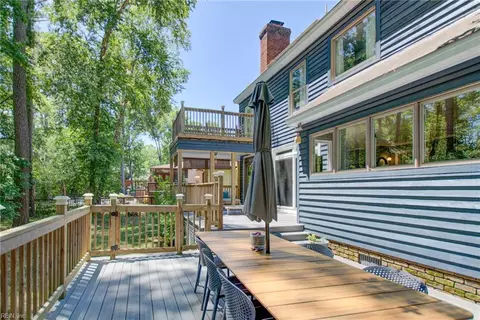 Exterior - 709 Elderberry Ct, Chesapeake, VA 23320 photo 6 of 9