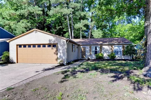 913 Cherry Creek Dr, Newport News, VA 23608