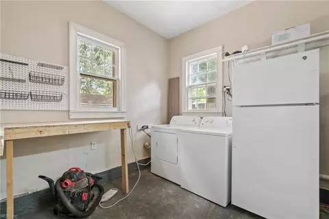 Other - 70 S Boxwood St, Hampton, VA 23669 photo 1 of 2