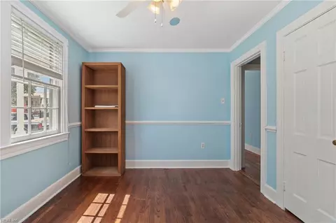 Bedroom - 70 S Boxwood St, Hampton, VA 23669 photo 6 of 6