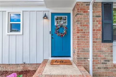 454 Derry Ct, Newport News, VA 23602