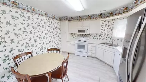 105 Hadlock Ct, Williamsburg, VA 23185 photo 21
