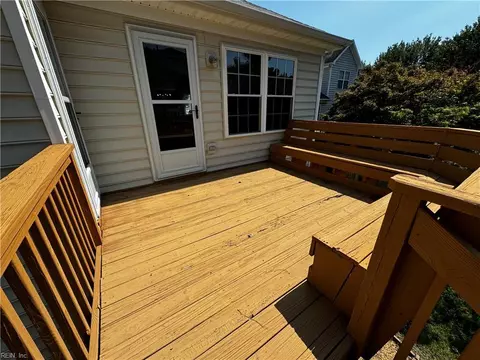 105 Hadlock Ct, Williamsburg, VA 23185 photo 40