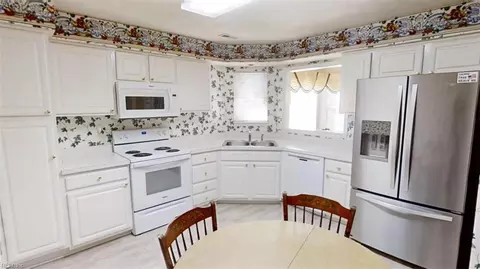 105 Hadlock Ct, Williamsburg, VA 23185 photo 24